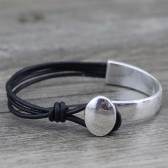 ΜΑΥΡΟ (BLACK) ΜΑΥΡΟ (BLACK)