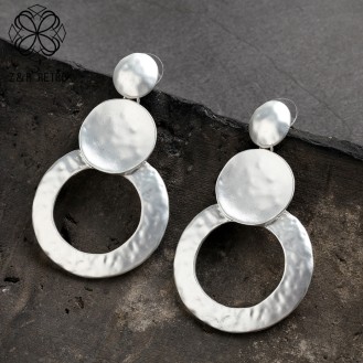 Σκουλαρίκια (Earrings) Σκουλαρίκια (Earrings)