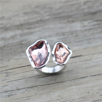 ΚΟΚΚΙΝΟ ΝΕΡΟ (RED WATER) ΚΟΚΚΙΝΟ ΝΕΡΟ (RED WATER)